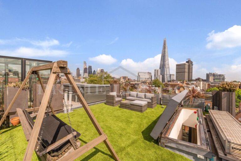 Двухуровневый пентхаус с тремя спальнями в центре Лондона